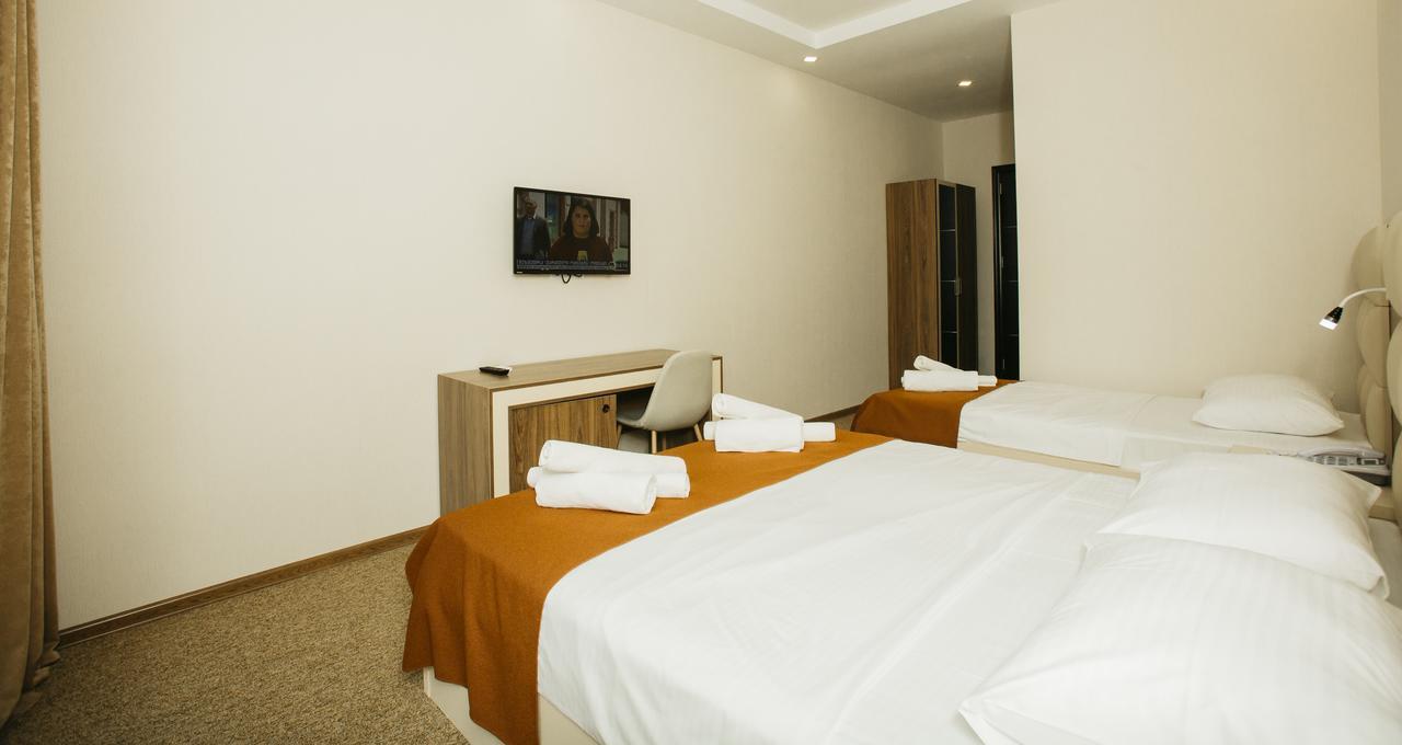 City Hotel Batumi Exterior photo