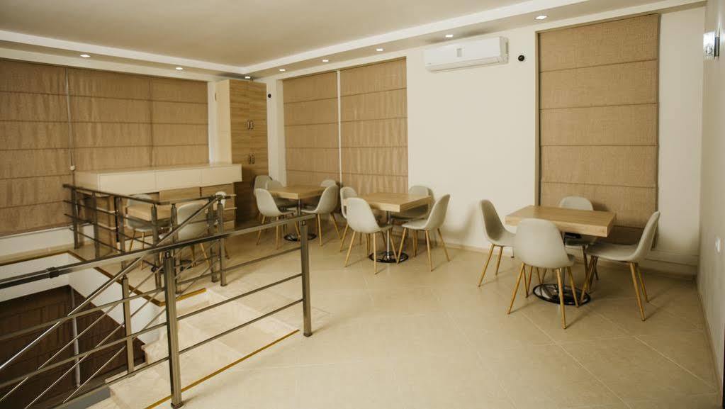 City Hotel Batumi Exterior photo