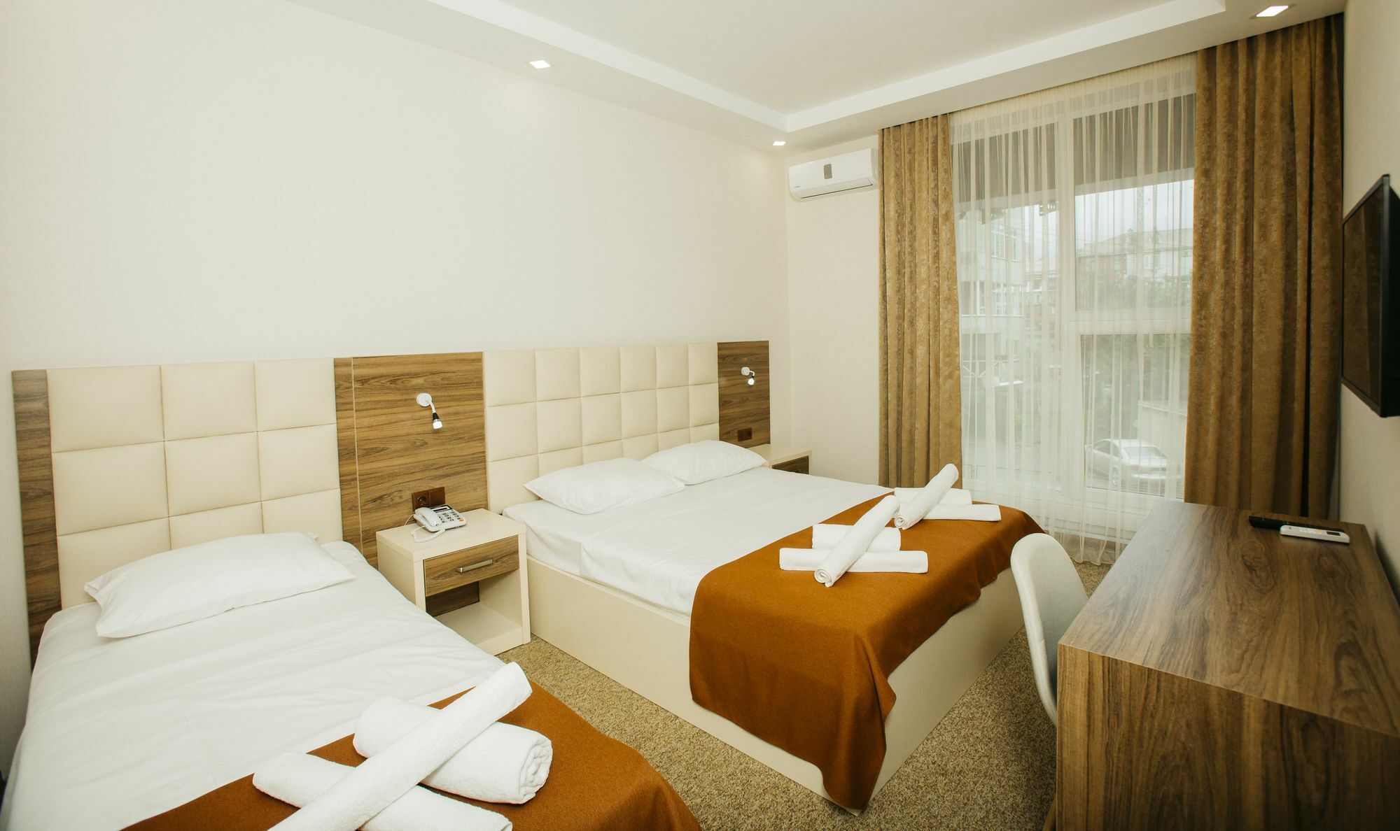 City Hotel Batumi Exterior photo